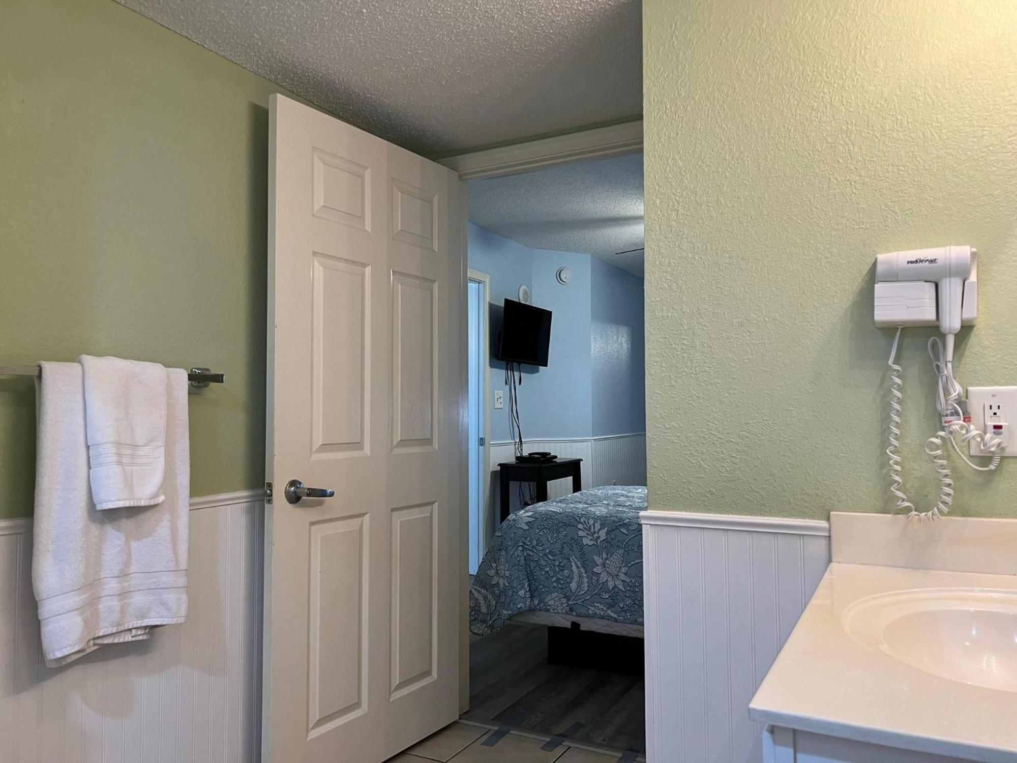 2007 S Ocean Blvd, 0406 - Ocean Front Sleeps 10 Villa Myrtle Beach Kültér fotó